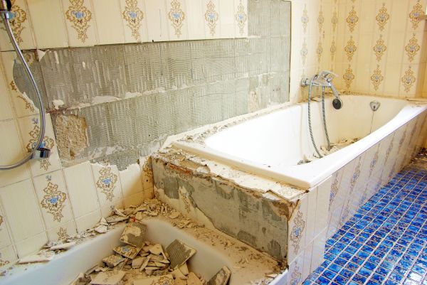 Bathtub Demolition in Wheaton