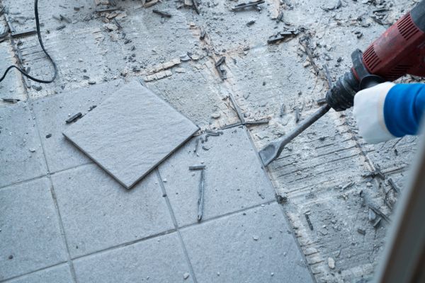 Flooring Removal Service in Wheaton